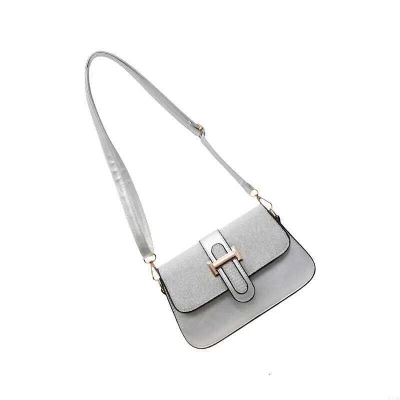 Q1QA Women Lovely Shoulder Simple Small Square Sequins Crossbody PU Leather Dating Trendy Bag XJ260109