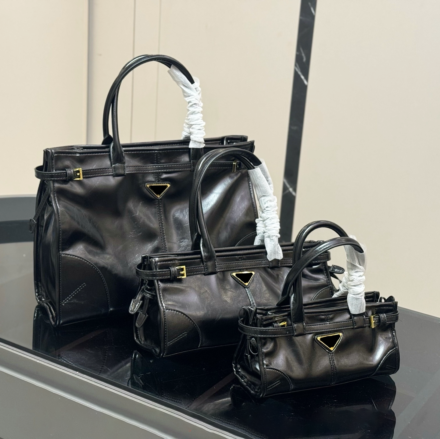 Designer bags large capacity suede tote bag Luxury leather bonnie soft lux Shoulder bag Womens mens Re Edition 2000 2005 Recycled Nylon Handbag fashion Evening Bags