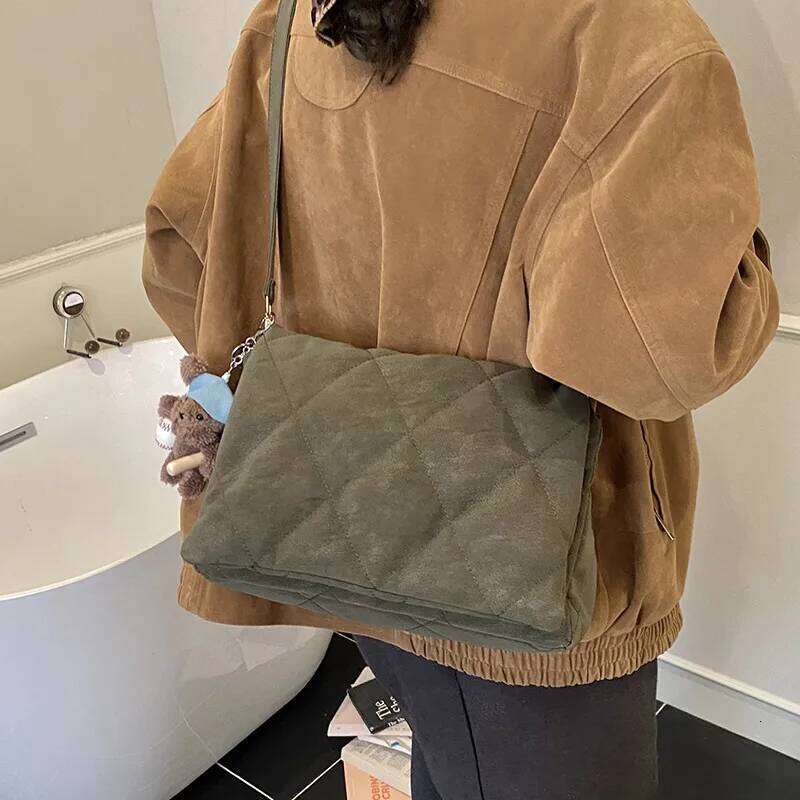 New Check Simple Crossbody Small Niche Texture Commuter Large Capacity Student Class Casual Diamond Bag XJ260109