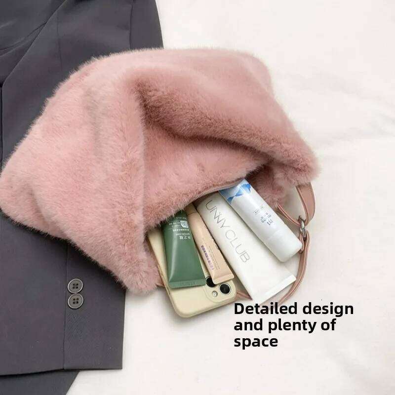 New Fluffy Versatile Commuter Crossbody Women Fashion Handiness Shoulder Ins Fur Simple and Casual Texture Hobo Bag XJ260109