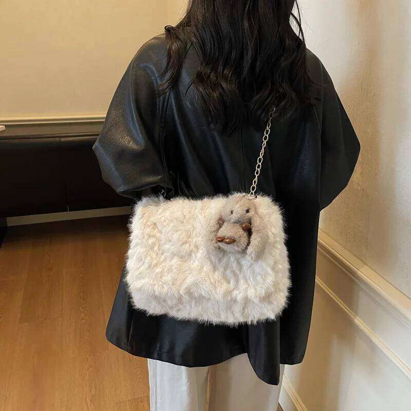 New Winter Textue and Versatile Crossbody for Women Large Capacity Fluffy Shoulder Fashion Simple Soft Messenger Bags XJ260109