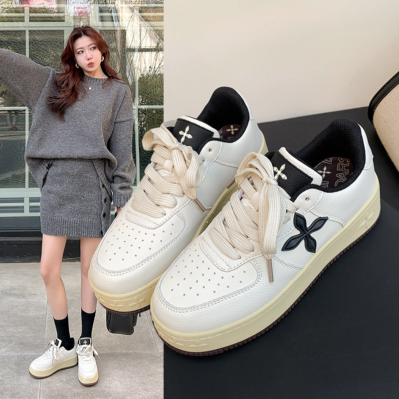 DARSII breathable thick soled height increasing board shoes for commuting trendy and versatile casual sneaker shoes for men and women