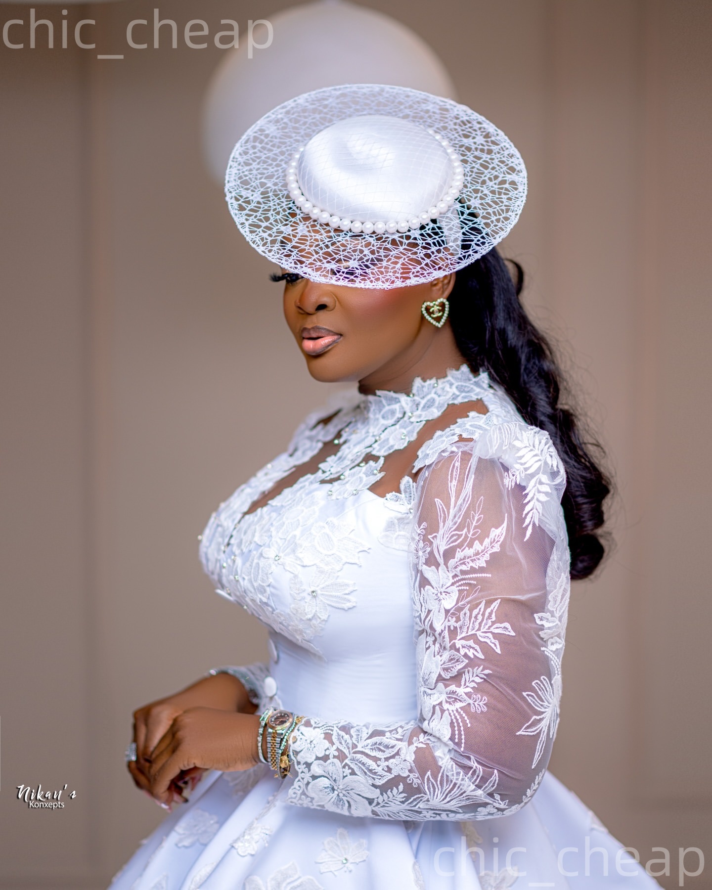 2026 Plus Size White Sheath Mother Of Bride Dresses Crystals Lace Short Mini Vintage Evening Party Mamas Dress Vintage 50s Birthday Wedding Guest Groo