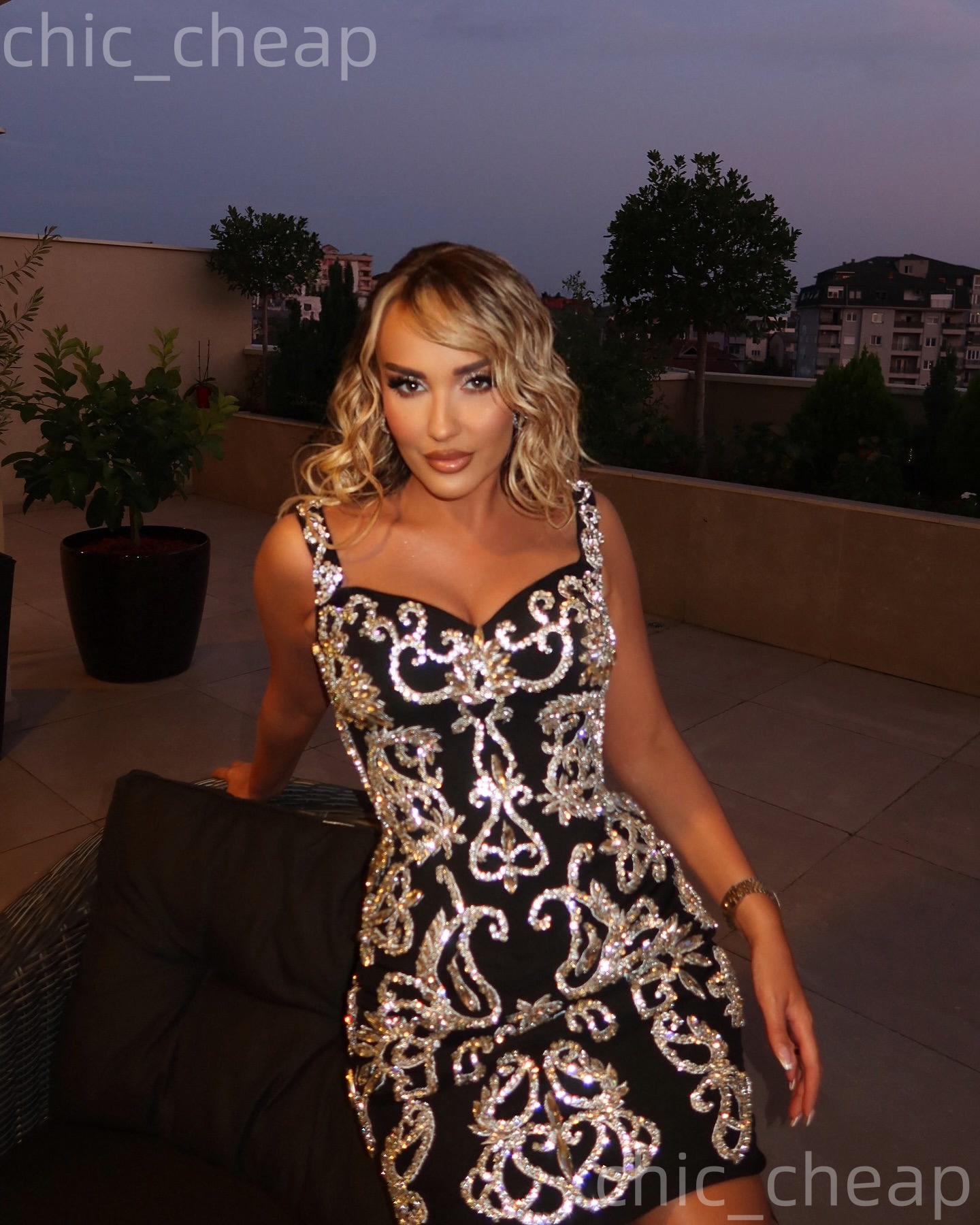 2026 Black Sheath Cocktail Dress Spaghetti Applique Satin Short Mini Graduation Homecoming Dresses For Special Occasions Sweetheart Gowns ZJ066