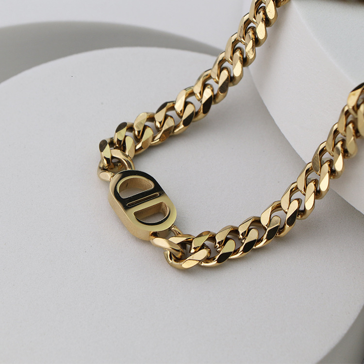 Luxury Brand Designer Jewelry European And American Style Women's Light Luxury Cuban Necklace Bracelet Set Niche Geometric Hip-Hop Design Long Cl