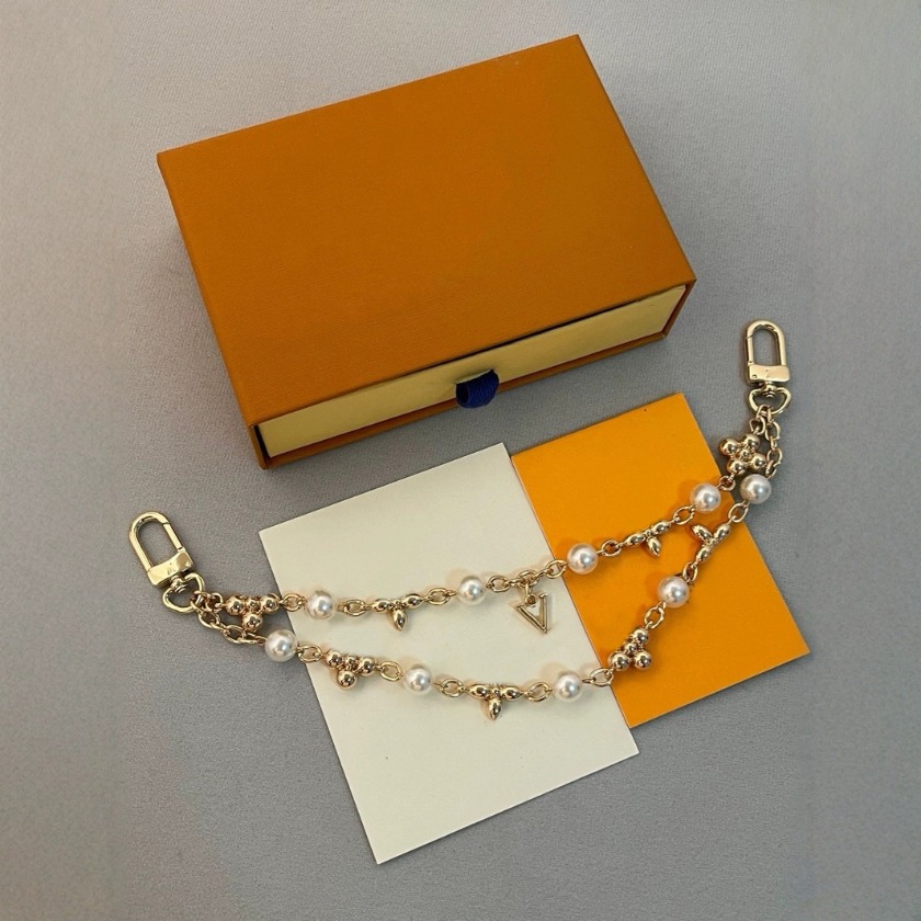 Pearl Beaded Chain Keychain With Initial Gold Tone Stylish Accessory Elegant Gift For Her High Quality And Fashio Key Fob