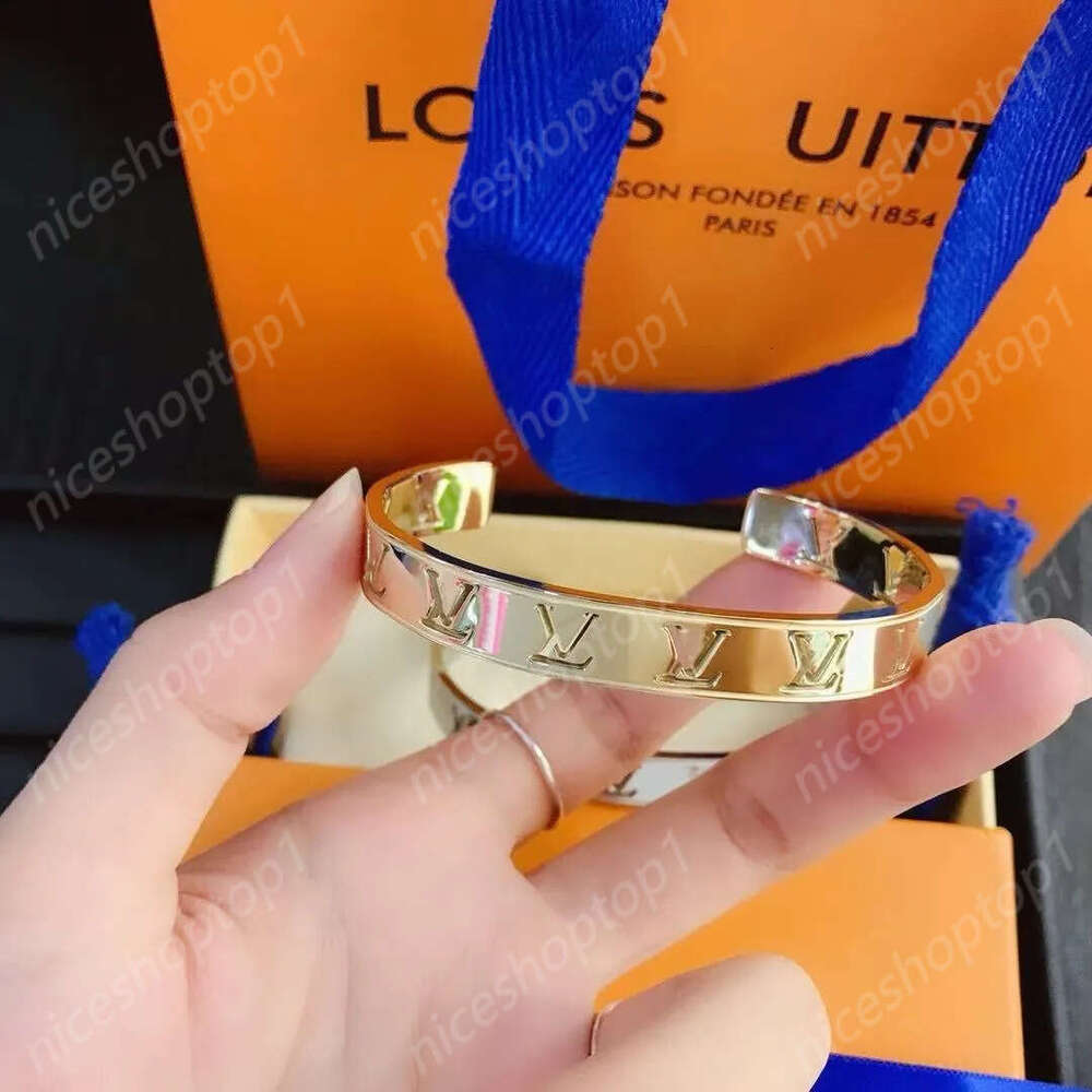 Louise lvs bracelets designer jewlery for women bracelet stainless steel jewelry 18k gold bangle woman lock lvness Bracelet couple 857