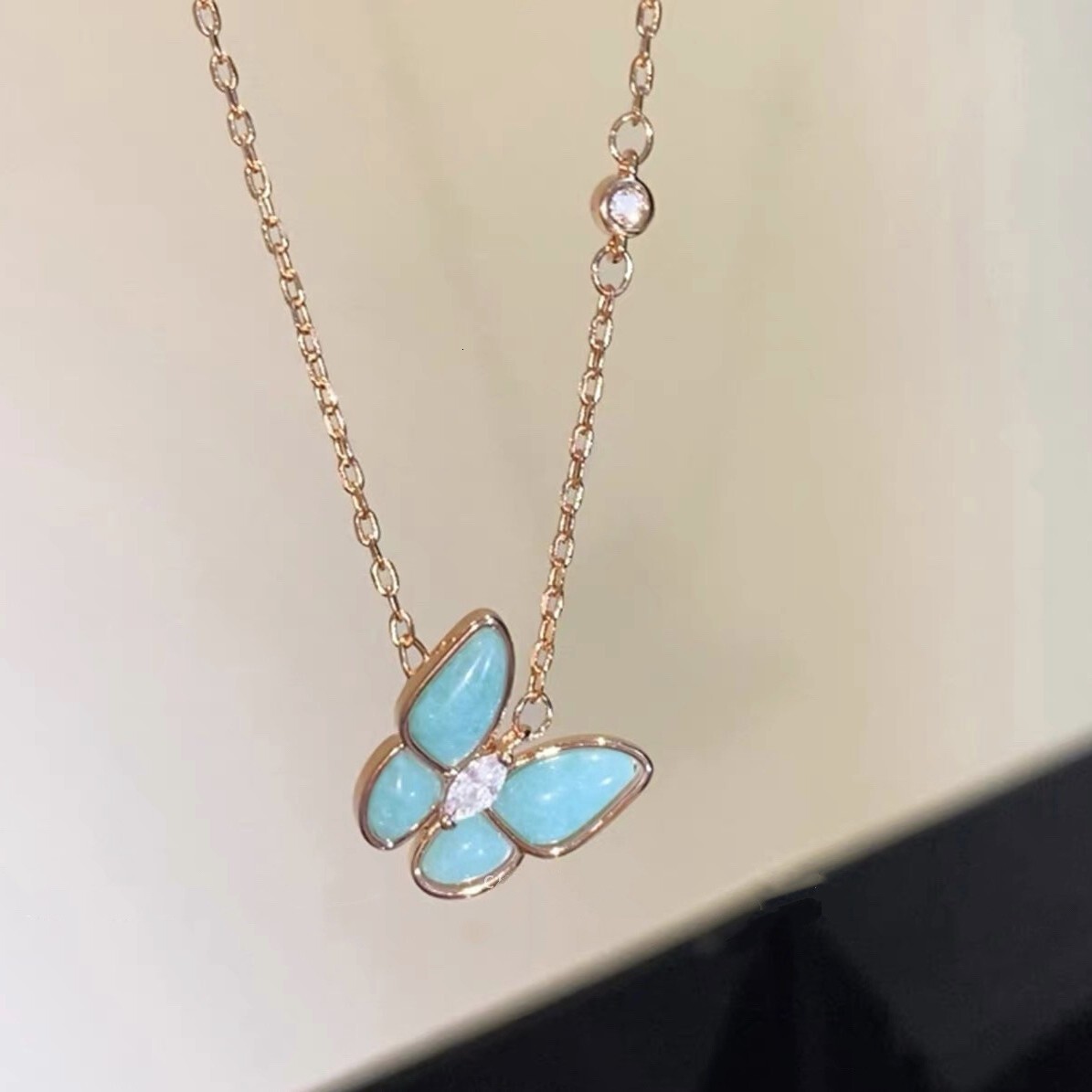 Jewelery clover necklace cleef jewlery Blue Turquoise Mother-of-Pearl Butterfly Necklace for Women Light Luxury Simple Elegant Collarbone Chain with Earrings