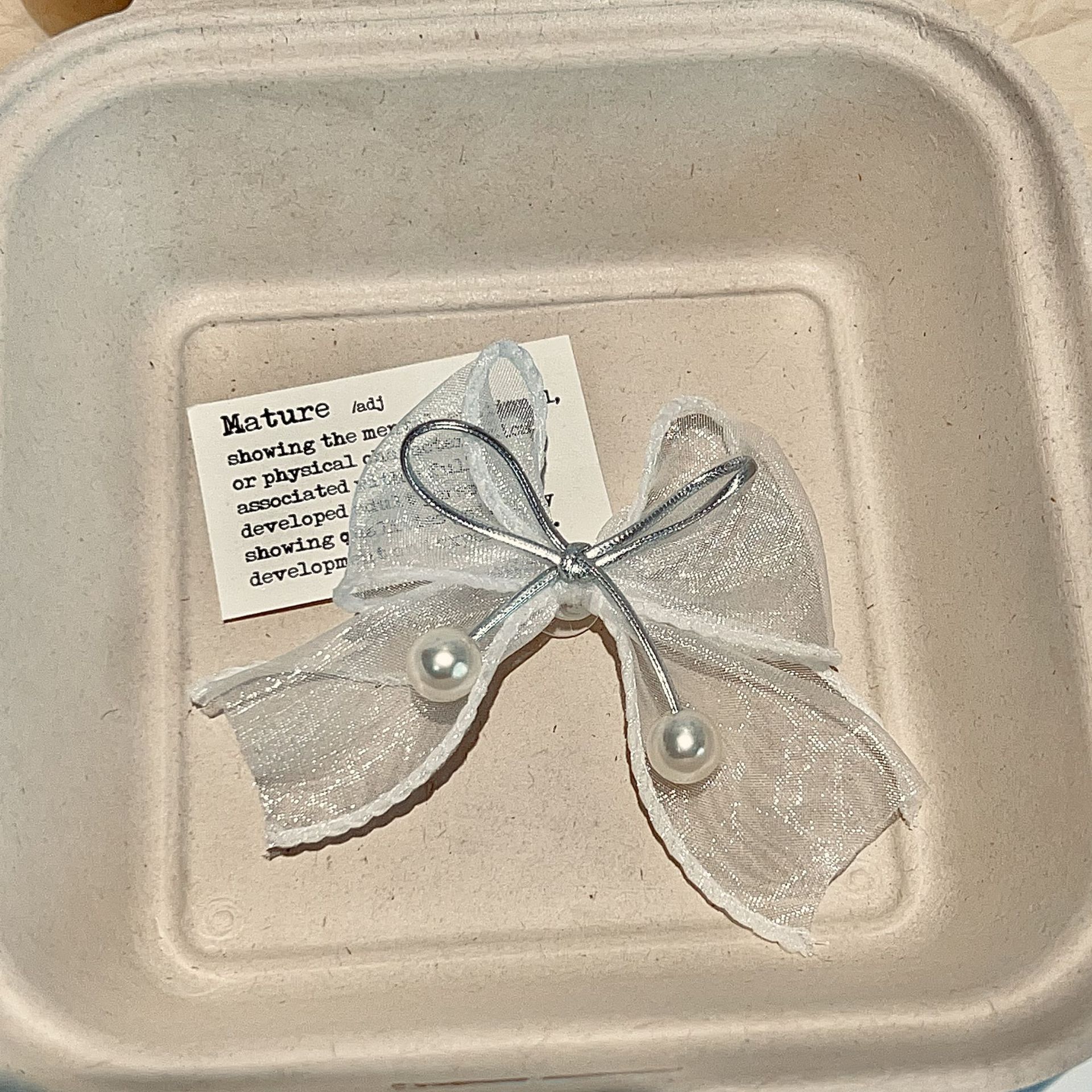 Free shipping Shoe Parts Accessories Shoe accessories can go out and come in many colors to choose from Bold Trendy