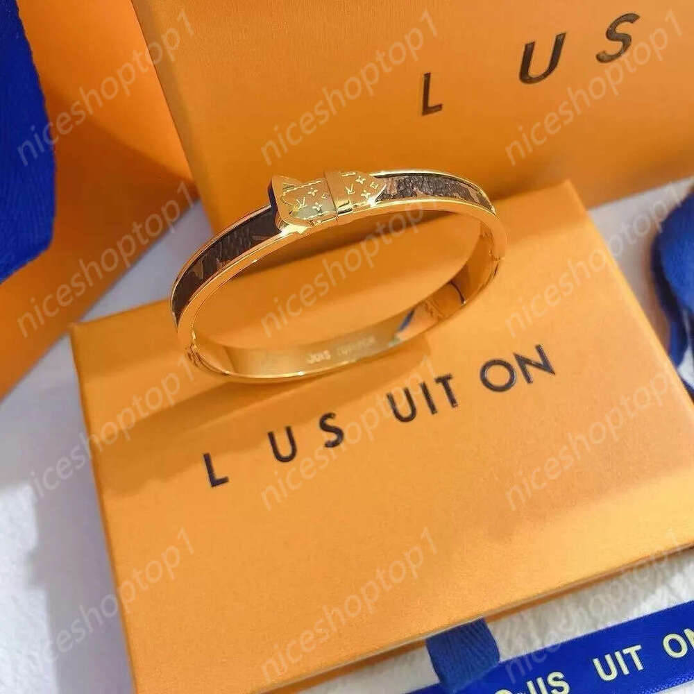 Louise lvs bracelets designer jewlery for women bracelet stainless steel jewelry 18k gold bangle woman lock lvness Bracelet couple 843