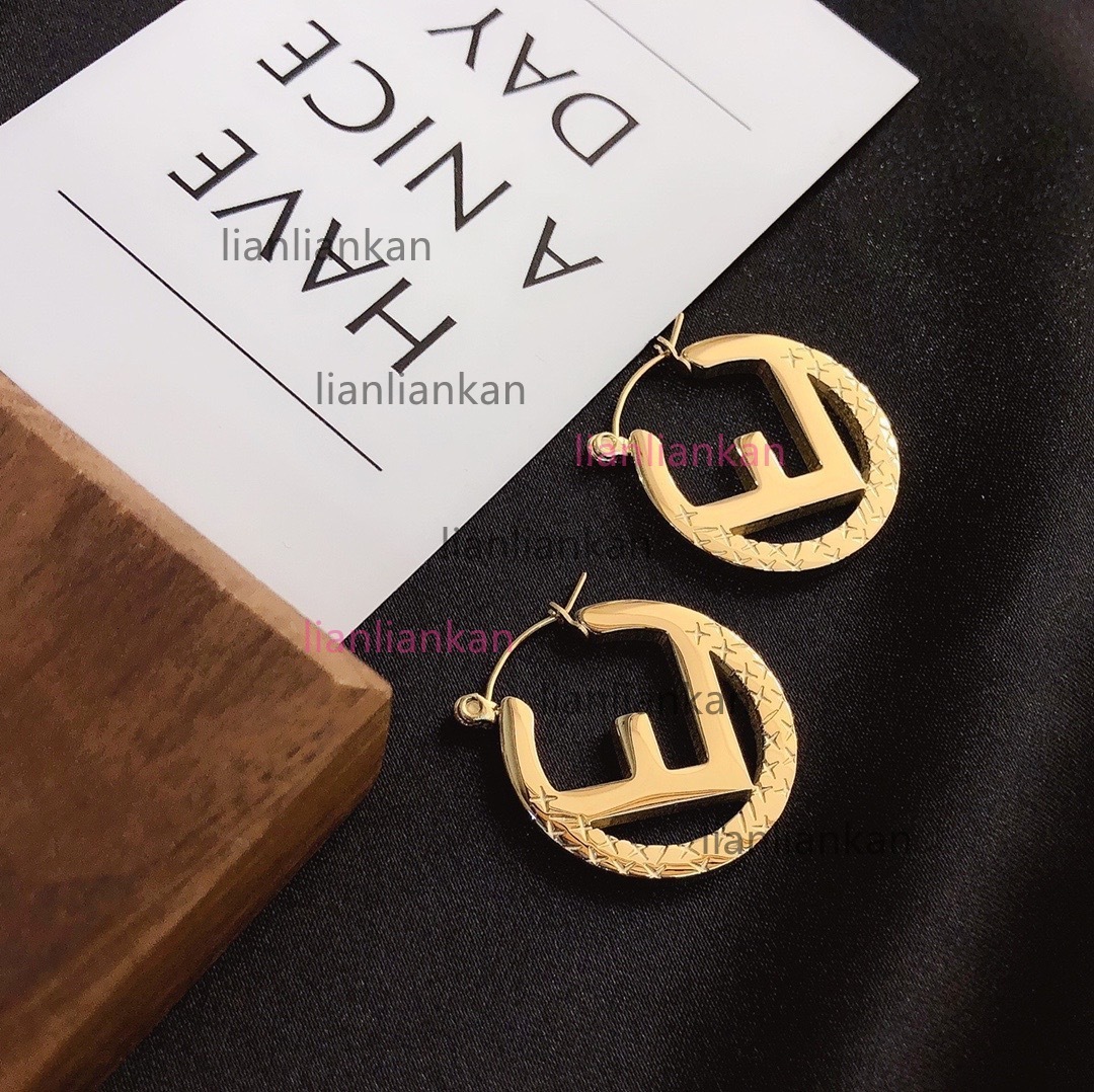 Designer men's and women's luxury earrings 18K Gold 925 Silver Fashion Trend Versatile Concave Shape fendinily fendis Fenjia F Earrings Titanium Steel Jewelry