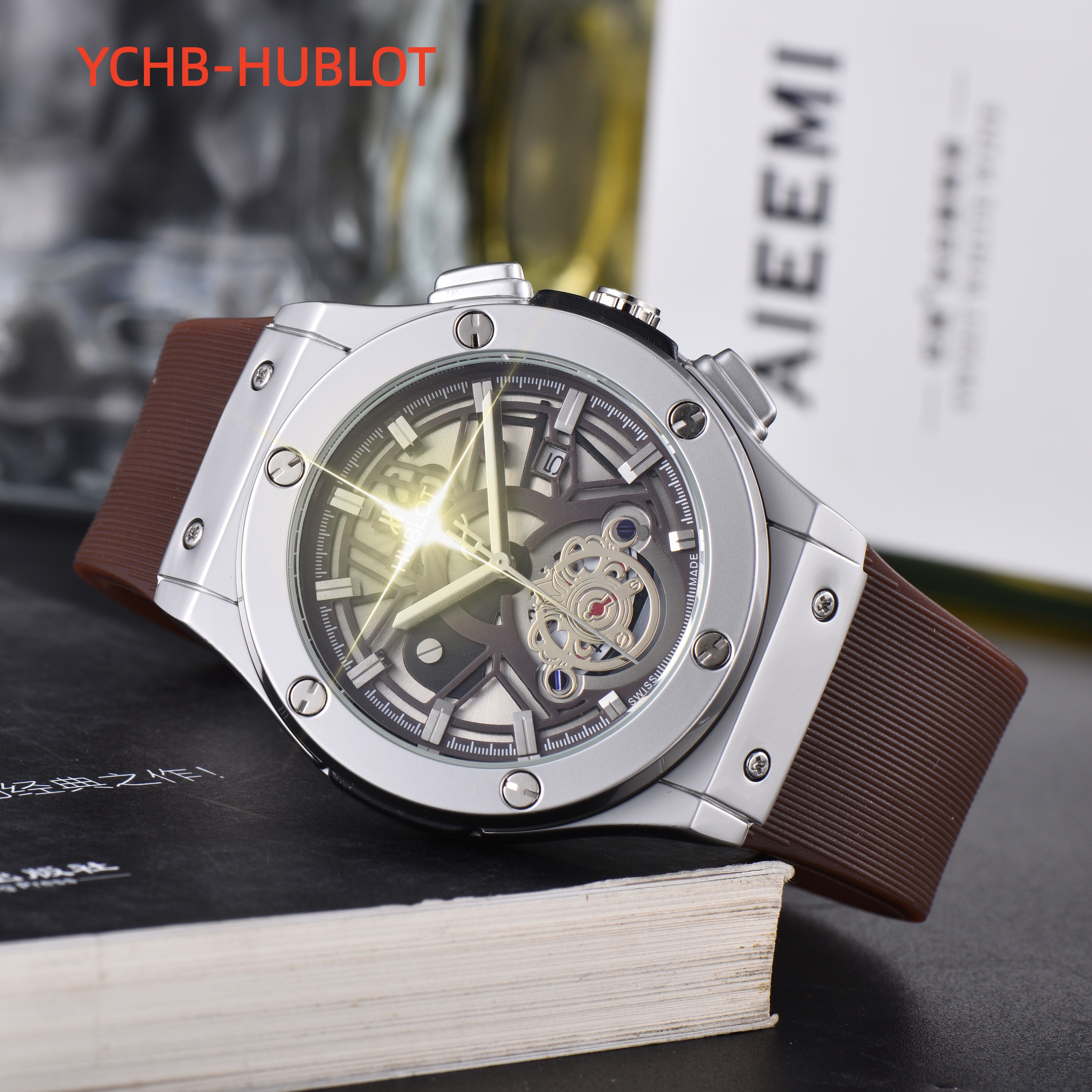 2026 Luxury Womens Hubloity Watch Designer Watches Premium Quartz Movement Stainless Steel Bracelet Glass Waterproof men Wristwatches Multi color selection 395