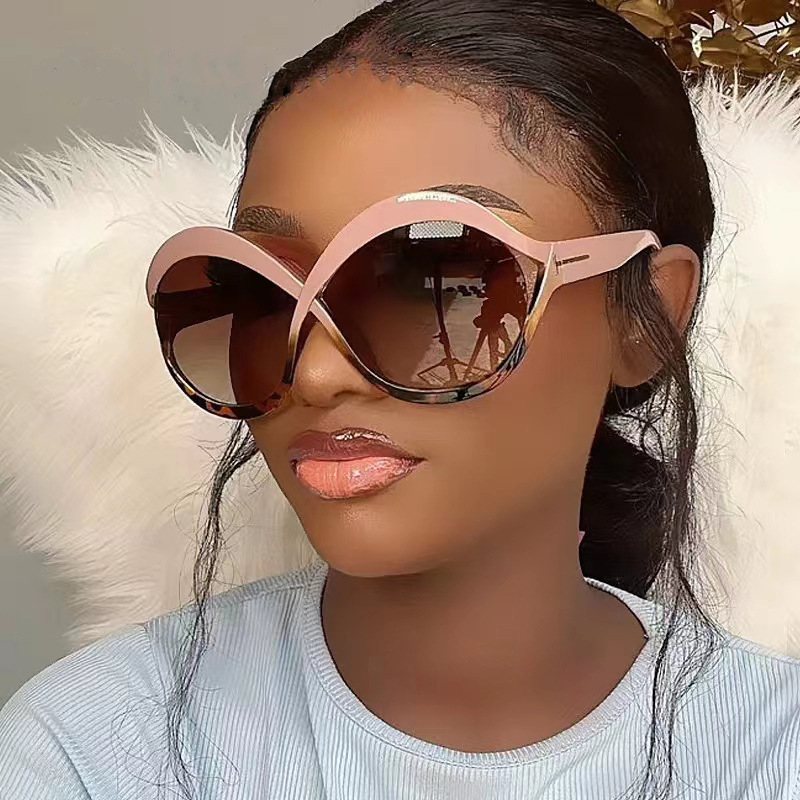 Trending Oversized Frame T-Shaped Sunglasses for Women European & American Style Instagram-Worthy UV Protection Glasses Round Cross-Frame Hollow-Out D