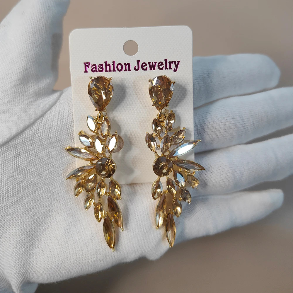 Jewelry Prom Pageant Bridal Accessories Long Red Green Champagne Cluster Crystal Rhinestone Drop Earrings for Women 260109