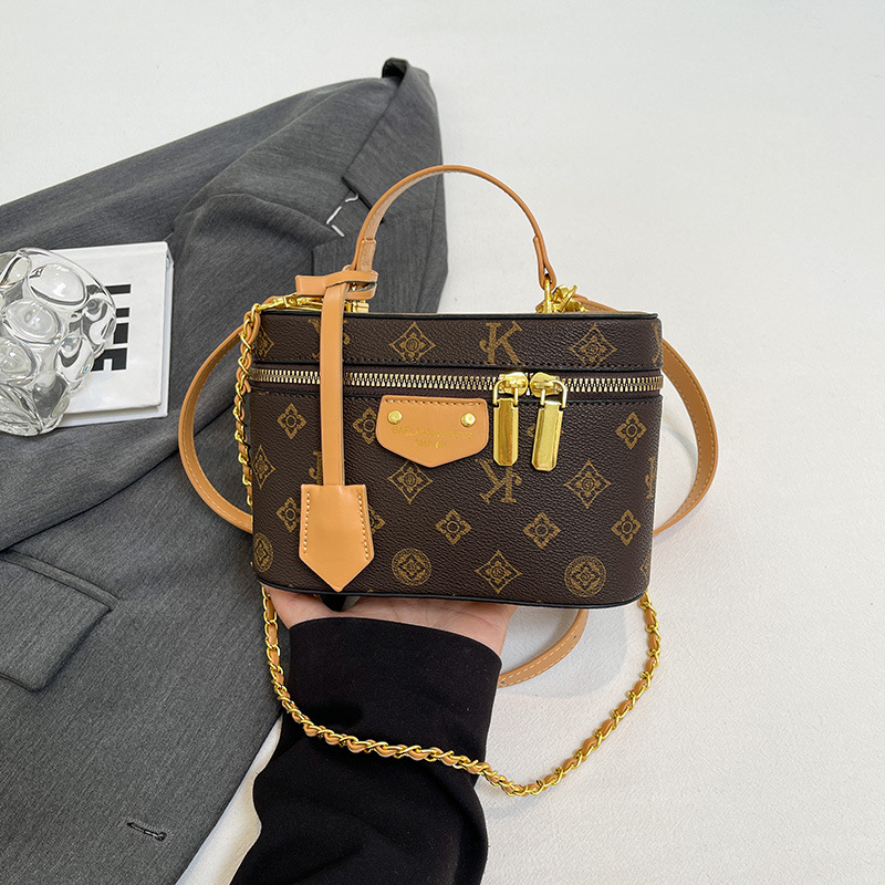 Retro Chain Box Bag Fashion Temperament High Sense All Kinds Of Bag Women Shoulder Cross-Body Bag 2026