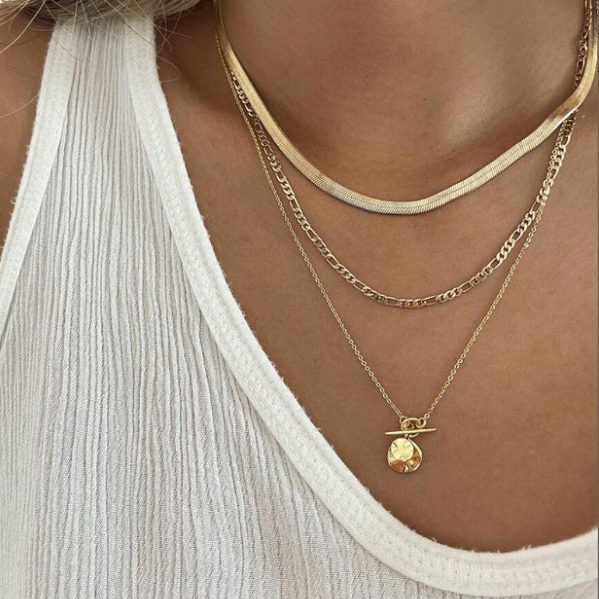 Luxury Brand Designer Jewelry European And American Hot-Selling Jewelry Coin Snake Bone Chain Three-Layer Necklace For Women Vintage Multi-Layer Coin 