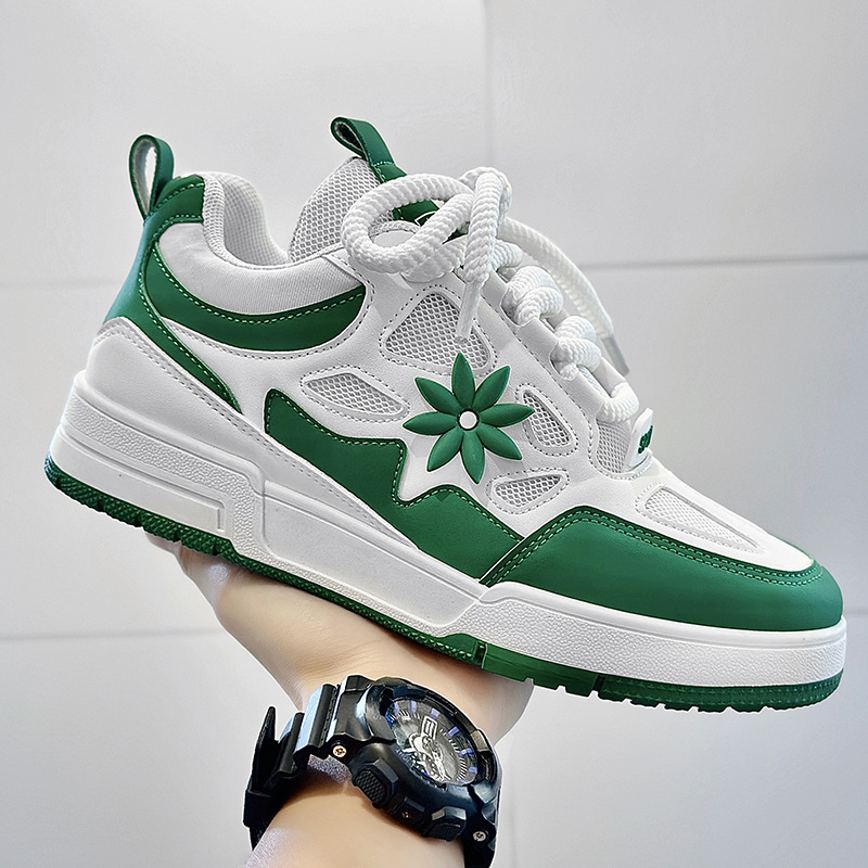 2026 new Spring New Men's Shoes: Korean Style Trendy Shoes Bread Shoes Men's Casual Shoes Travel Shoes Sports Shoes