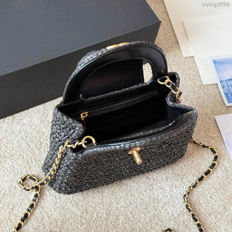 Woven Straw Mini Shopping Bag Designer Tote Gold Hardware Matelasse Chain Plaited Shoulder Bags Cross body bag Luxury Handbag with Handle Leisure Wall