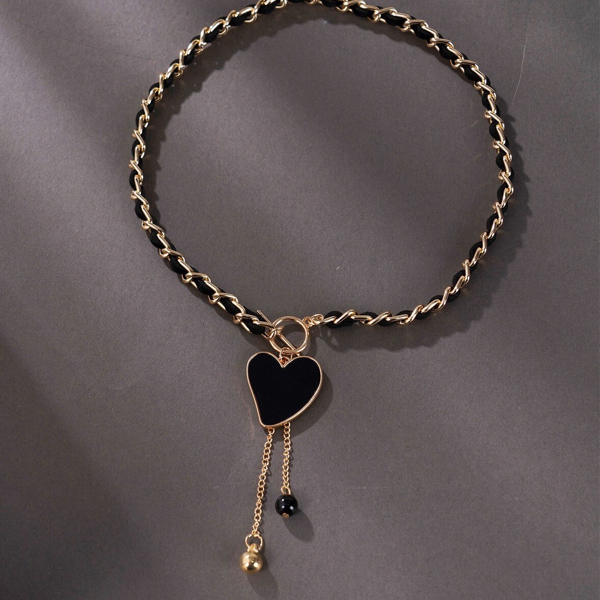 Luxury Brand Designer Jewelry Luxury Brand Designer Jewelry European And American Neck Chain Jewelry Tassel Velvet Black Wrapped Bow Choker Pendant Wo