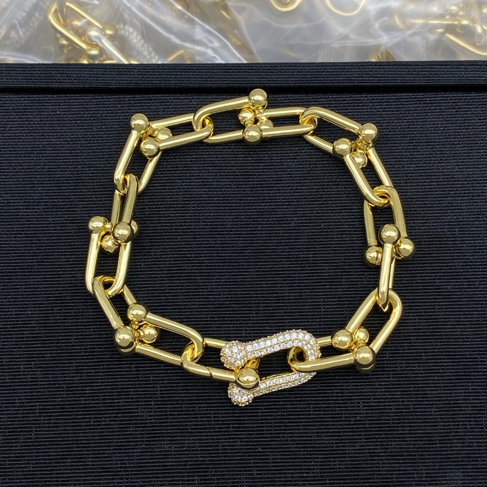 Luxury Designer Jewelry Charm Bracelets Necklace Choker Designer for Women Hip Hop Bracelet Diamond for Wedding Gifts