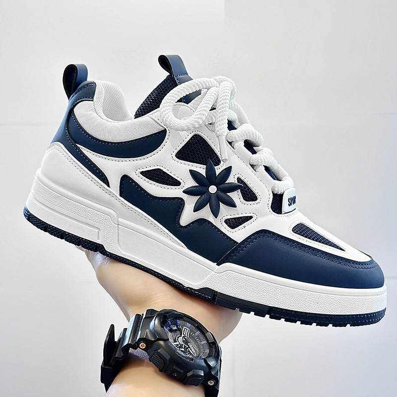 2026 new Spring New Men's Shoes: Korean Style Trendy Shoes Bread Shoes Men's Casual Shoes Travel Shoes Sports Shoes