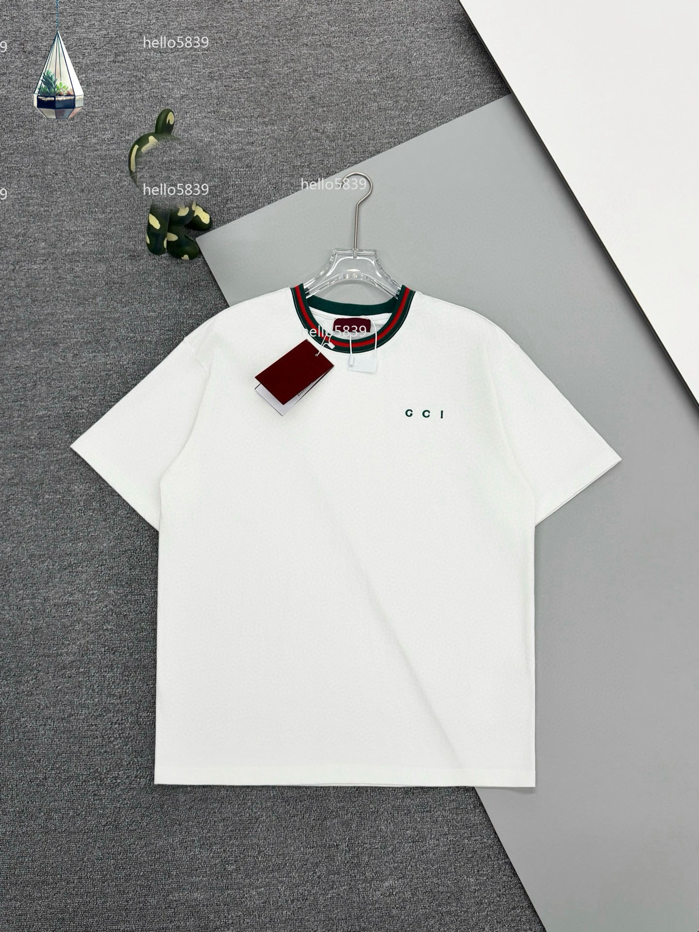 2026 Tees Mens Designers T Shirt Man Womens tshirts With Letters Print Short Sleeves Summer Shirts Men Loose Tees Asian size S-XXXL hx273781