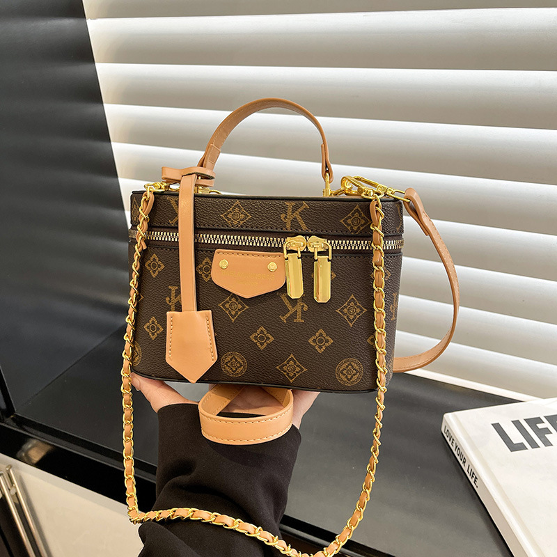 Retro Chain Box Bag Fashion Temperament High Sense All Kinds Of Bag Women Shoulder Cross-Body Bag 2026