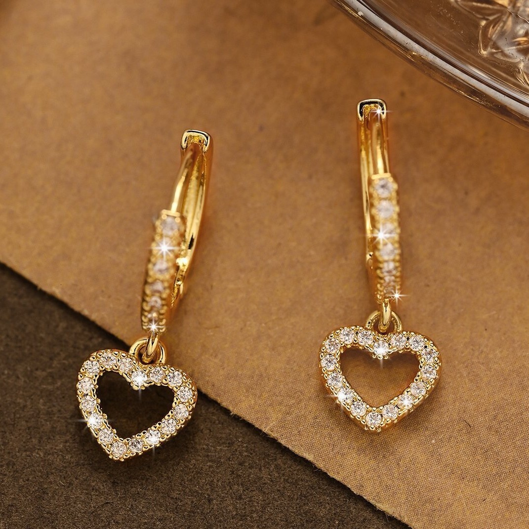 Luxury Brand Designer Jewelry Eco-Friendly Electroplated Passable European And American New Retro Heart-Shaped Pendant Ring-Shaped Zircon 16K Gold Ear - view 3