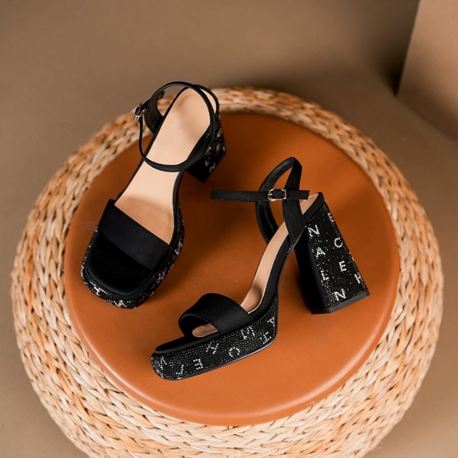 Free delivery high heels Open toed rhinestone high heels summer waterproof platform square toe thick heel pressed diamond shoes