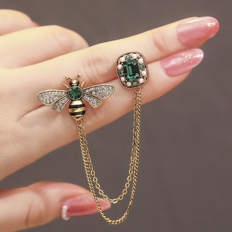 Luxury Brand Designer Jewelry Little Bee Tassel Brooch Vintage Personality Chain Emerald Gemstone Brooch Lapel Pin Suit Jacket Pin Accessory