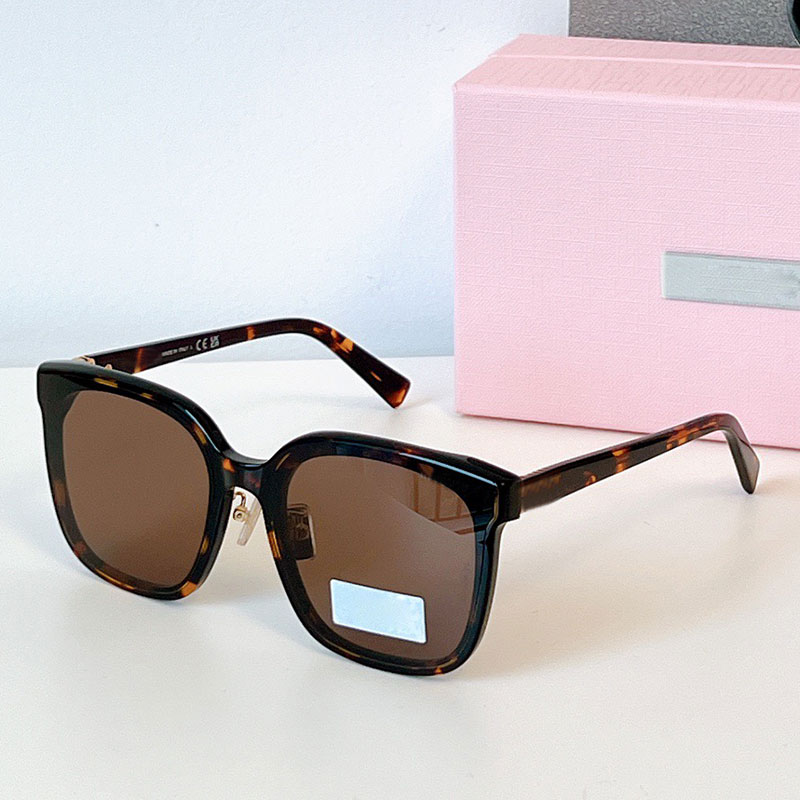 Top Italian designer womens square sunglasses UV 100% protection large frame driving women glasses retro Havana frame brown lens glasses 18zs Bring original box