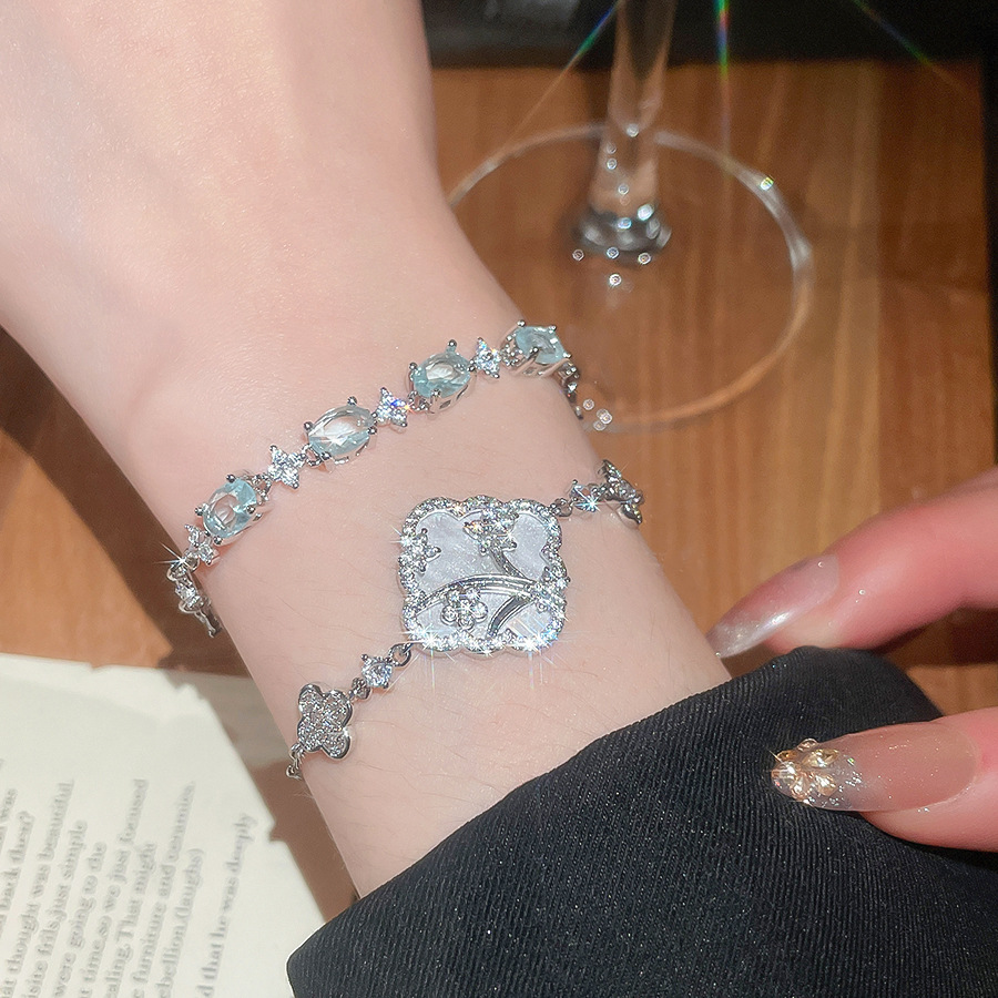 National Style Sparkling Window Flower Clover Bracelet for Women, New Chinese Style, Light Luxury, Cool Fashionable, Versatile and Elegant Jewelry - view 4