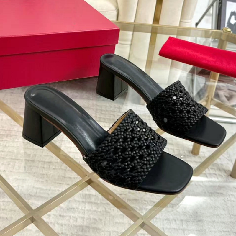 Luxury female designer high heels slide slippers summer fashion coarse heels sexy sandals comfortable hotel slippers high-quality flip flops with a box 35-42