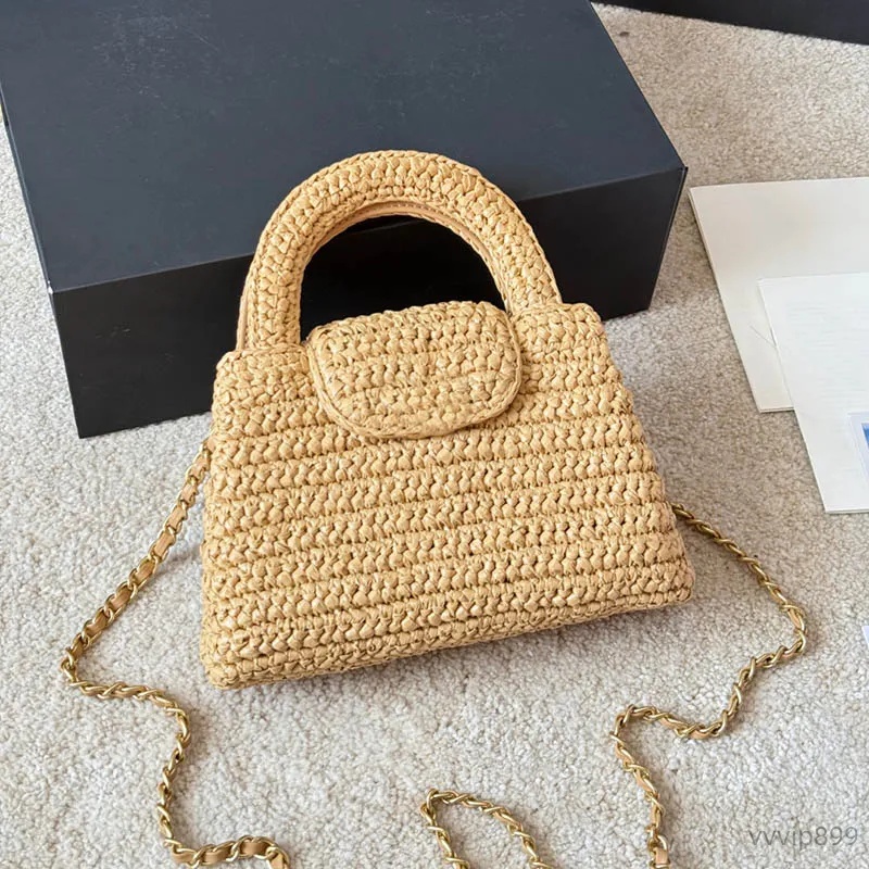 Woven Straw Mini Shopping Bag Designer Tote Gold Hardware Matelasse Chain Plaited Shoulder Bags Cross body bag Luxury Handbag with Handle Leisure Wall