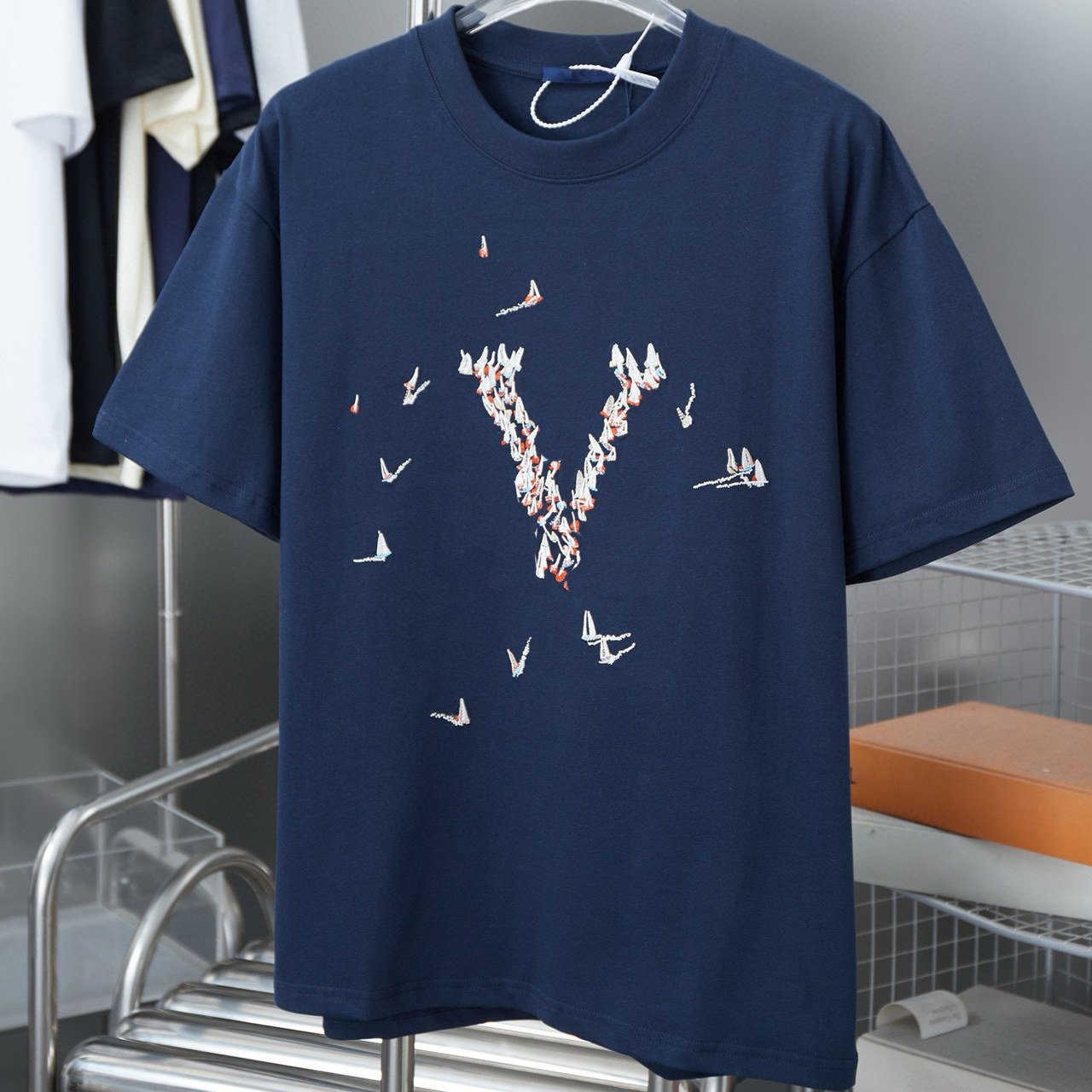 T Shirts For Men Designer Casual Style Y2k Graphic Tee Golf Minimalist Sweatshirt White Summer Regular Fit Graphic Print Oversized Essential Clothes