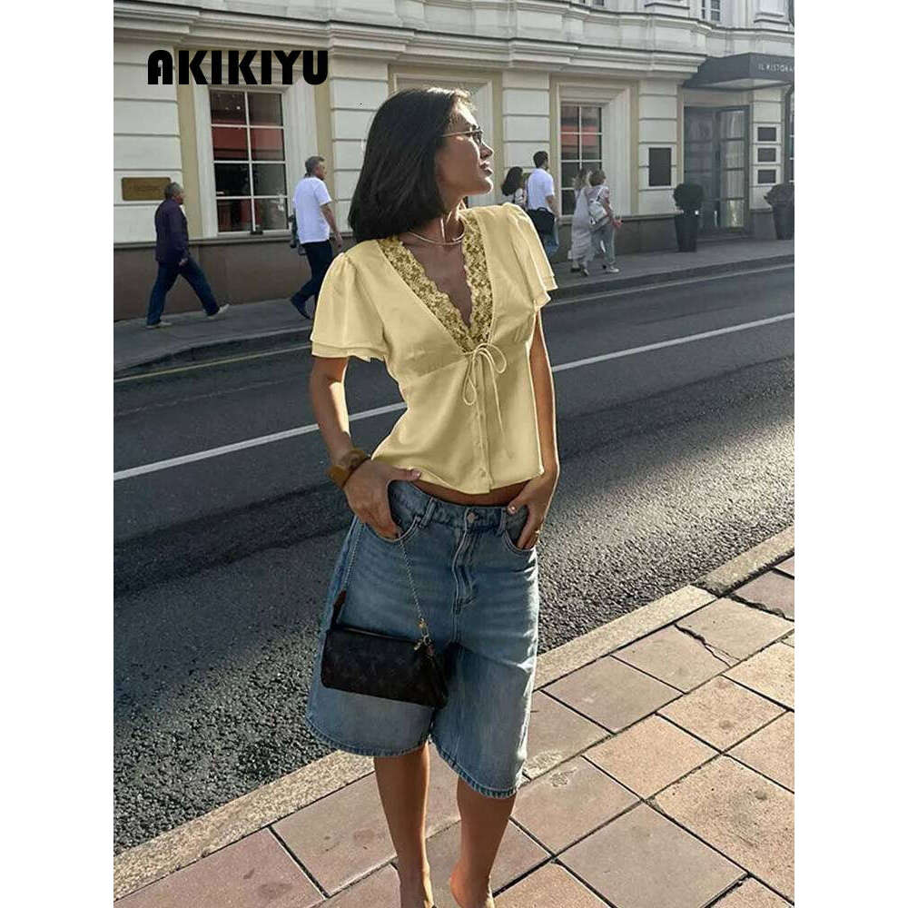 Lace Patchwork Solid Short Sleeve Tops For Women V Neck Sheath Fashion Tees Female Sexy Club T-Shirts Elegant Casual AKIKIYU