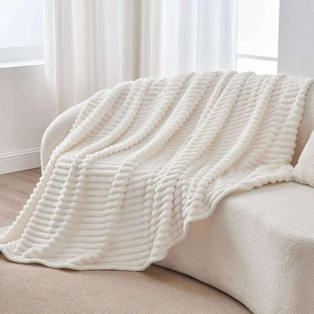 ROSEKIND 3 Size Bed, 300GSM Soft & Warm Fleece Blanket, Decorative and Giftable Striped Blankets for Adult XJ260112
