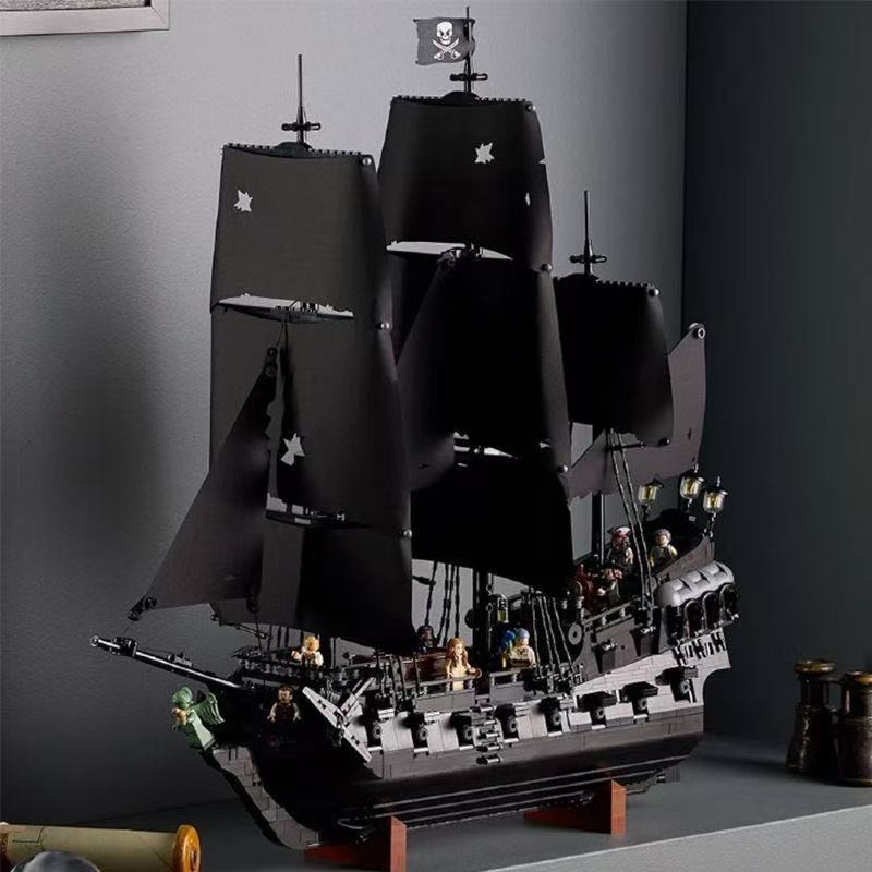 10365 Black Pearl Wooden Pirate Ship Building Toy - Free Shipping