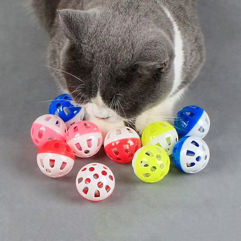 Bouncy Cat Toy Ball with Bell New Pet Kitten Chew Play Dual Color Hollow Bell Ball Cute Kitty Chaser