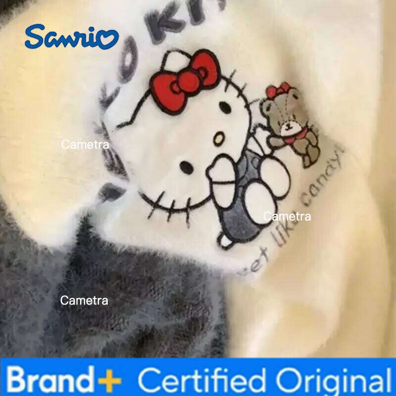Sanrio Anime Cute Hello Kitty Women Sweater Cartoon Y2K Loose Warm Kawaii Girl Hooded Sweatshirt Fashion Sweet Comfortable Woman Clothe H260112