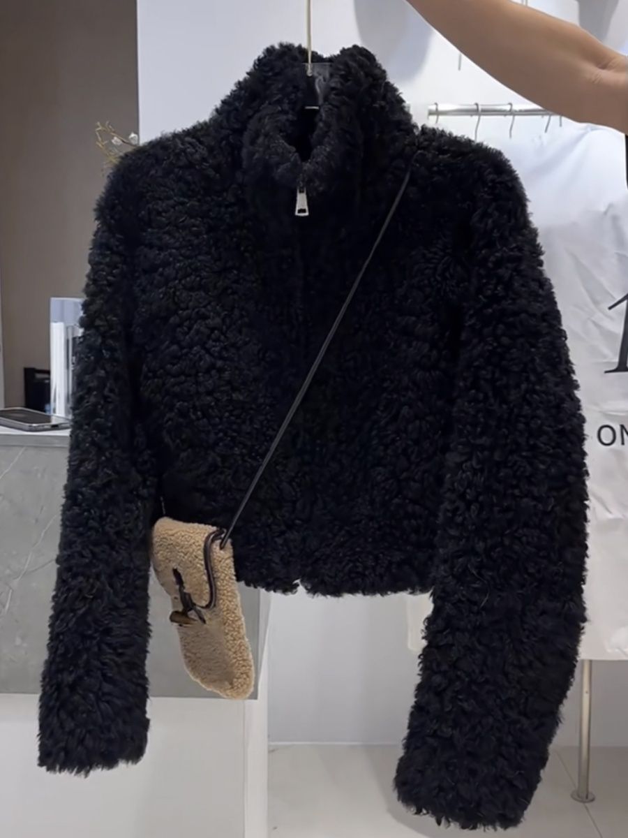 Autumn and winter Xiaoxiang furry breasted pure series premium warm jacket with zipper inside and fur integrated cover