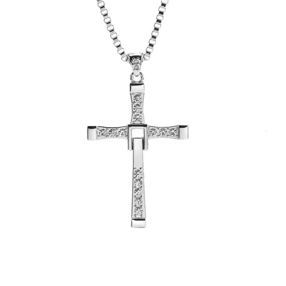 Classic Rhinestone Sliver Color Pendant Men Crystal Jesus Cross Necklace Activity Male Gift Jewelry Wholesale Dropshipping H260112