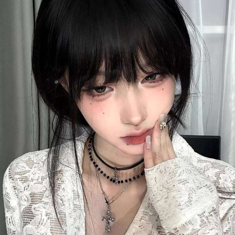 Gothic Punk Y2K Black Cross Pendant Necklace for Women Men 2025 Vintage Multi Layer Bead Necklaces 90s EMO Charm Jewelry Gifts H260112