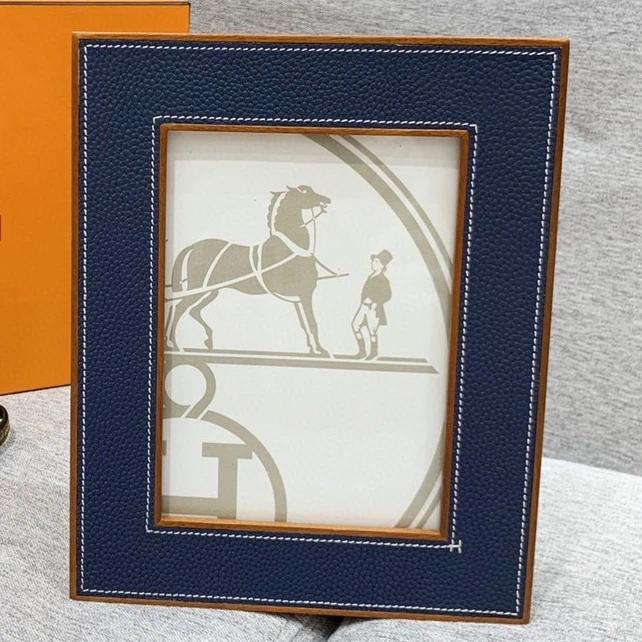 Wooden Pictures Mahogany Smooth Calfskin Simple Can Hold 7 Inch Photo Frame Modern Decor H260306