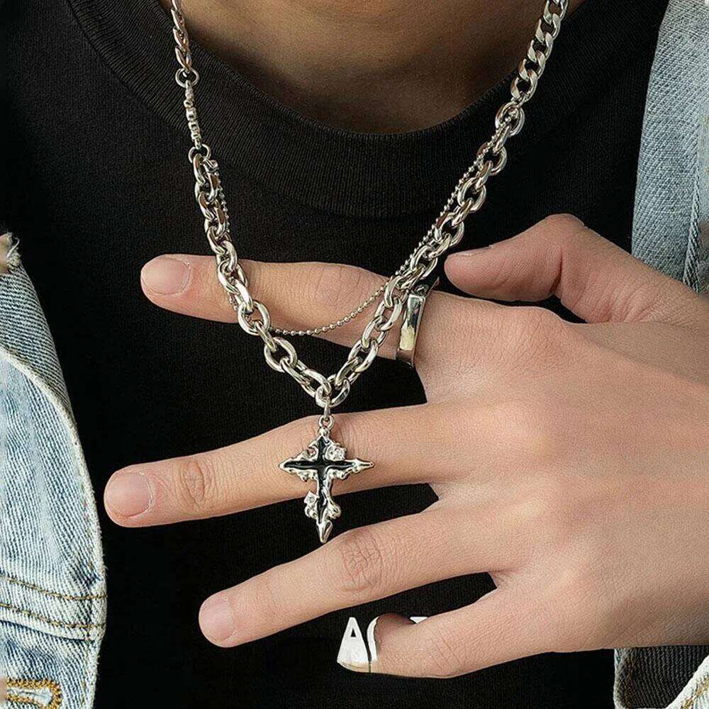 Punk Black Cross Necklace For Men Women Trend Titanium Steel Chain Sweater Pendant Hip Hop Jewelry Cool Accessories H260112