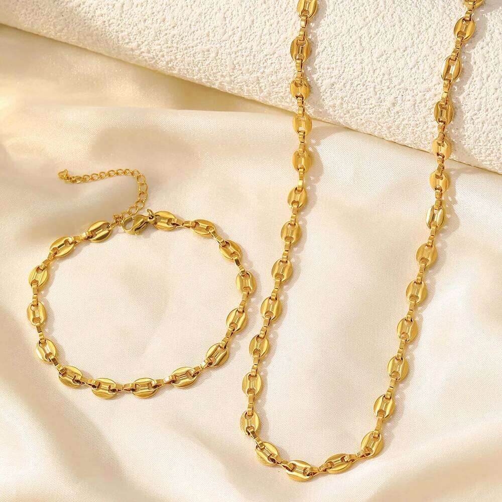 Stainless Steel Set Necklaces Bracelet with Cute Pig Nose Hollow Carving High-end textured jewelry set For Women Jewelry - view 6