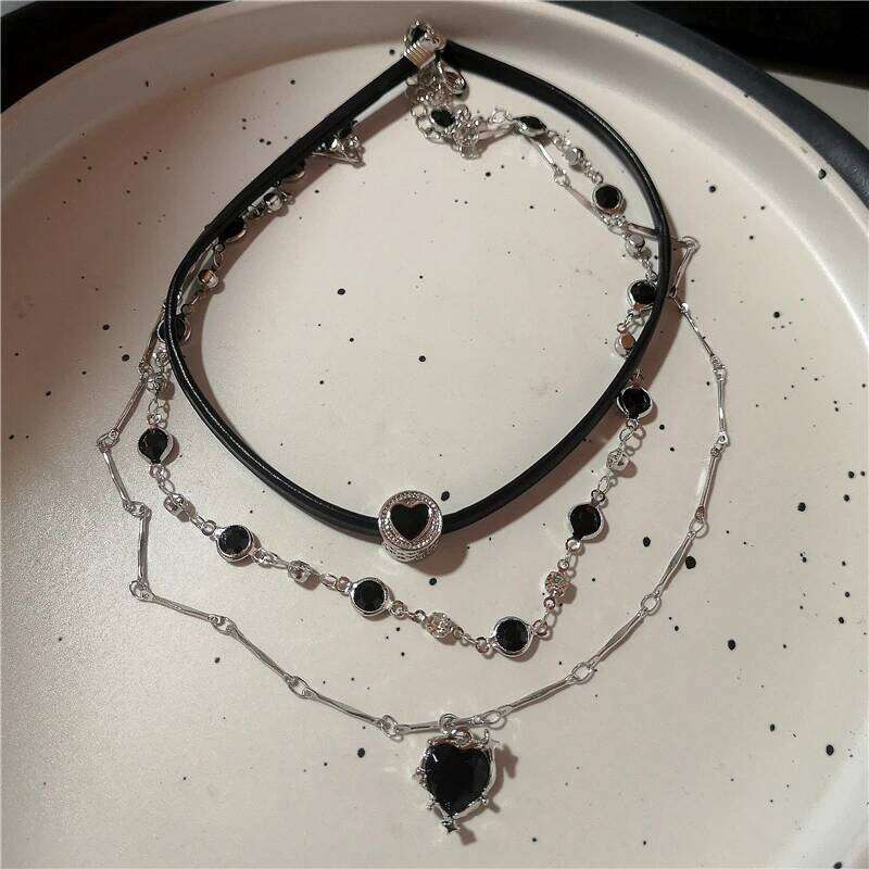 Goth Y2K Vintage Black Heart Cross Pendant Chain Choker Necklace For Men Women Hip Hop Rock Punk 90s Grunge Jewelry Accessories H260112