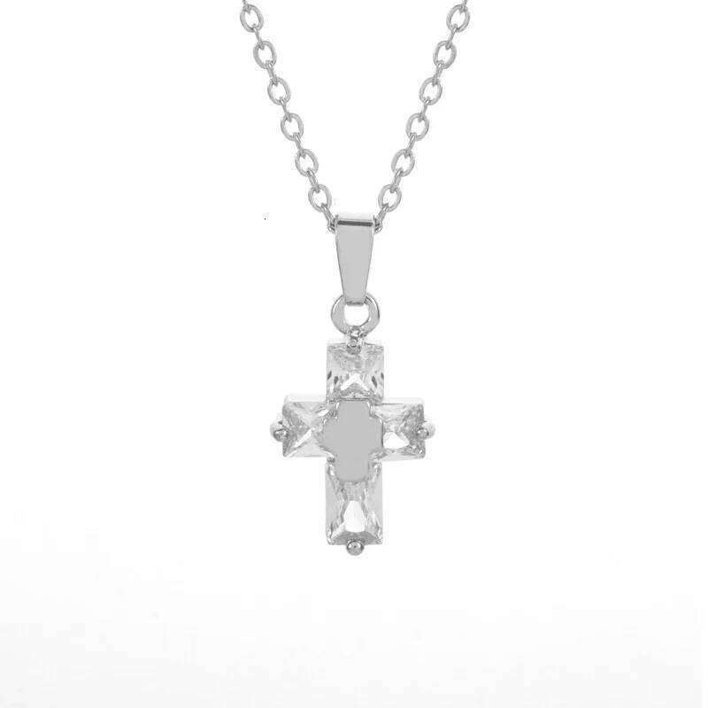 Delicate Crystal Cross Pendant Women Girls Necklace Elegant Party Wedding Jewelry Catholic Amulet Gift H260112
