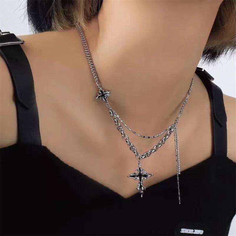 Punk Black Cross Necklace For Men Women Trend Titanium Steel Chain Sweater Pendant Hip Hop Jewelry Cool Accessories H260112