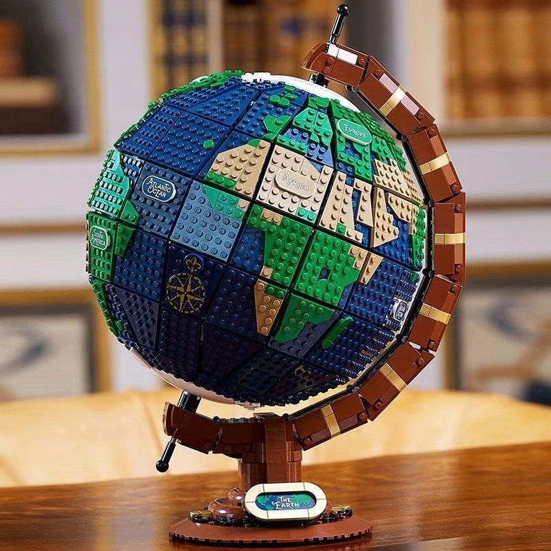 Creative Globe 21332 Building Set Large Display Piece Boys' Assembly Educational Toy Free Shipping